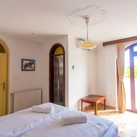 Villa Puric روفينج المظهر الخارجي الصورة